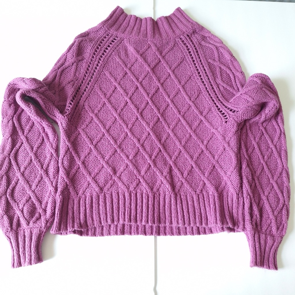 American Eagle Women's Purple Cable Knit Sweater size M